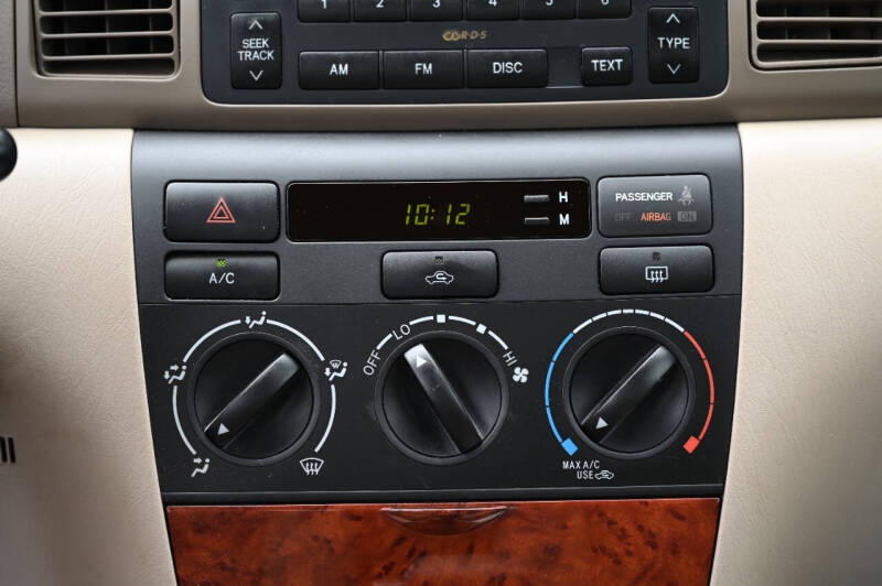 2006 Toyota Corolla LE