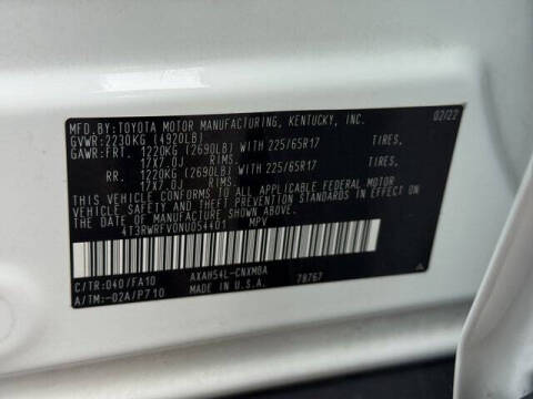 2022 Toyota RAV4 Hybrid XLE