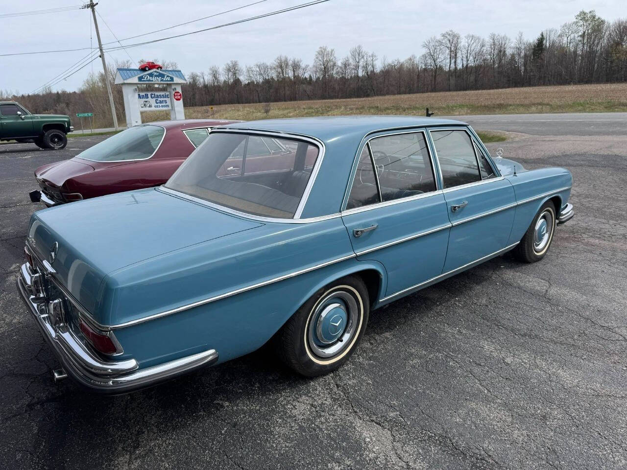 1967 Mercedes-Benz 250 22