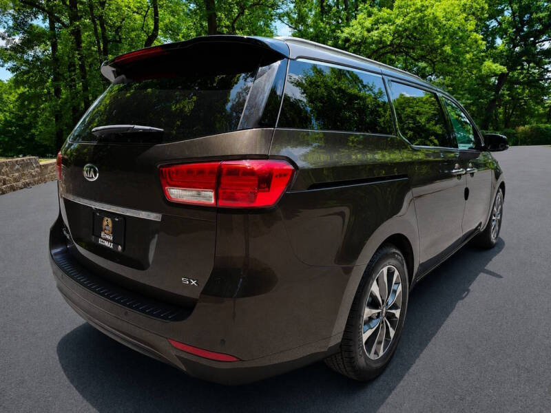 2015 Kia Sedona SX