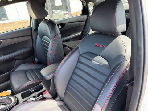 2023 Kia Forte GT