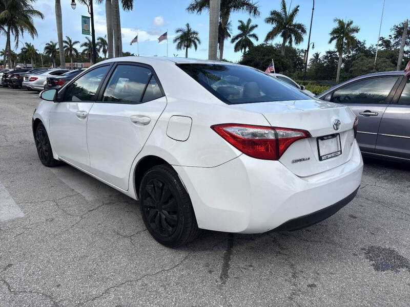 2016 Toyota Corolla LE