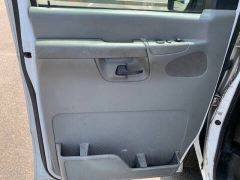 2003 Ford E-Series E-250