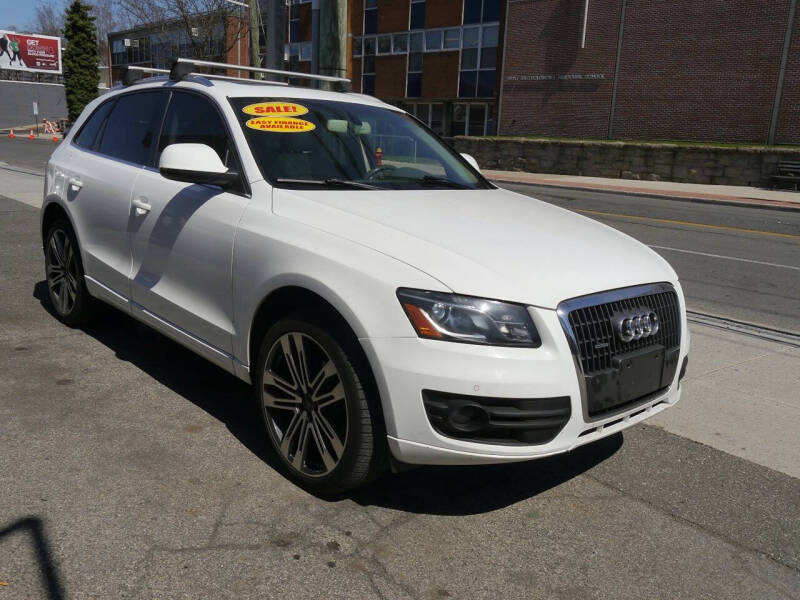 2012 Audi Q5 2.0T quattro Premium Plus