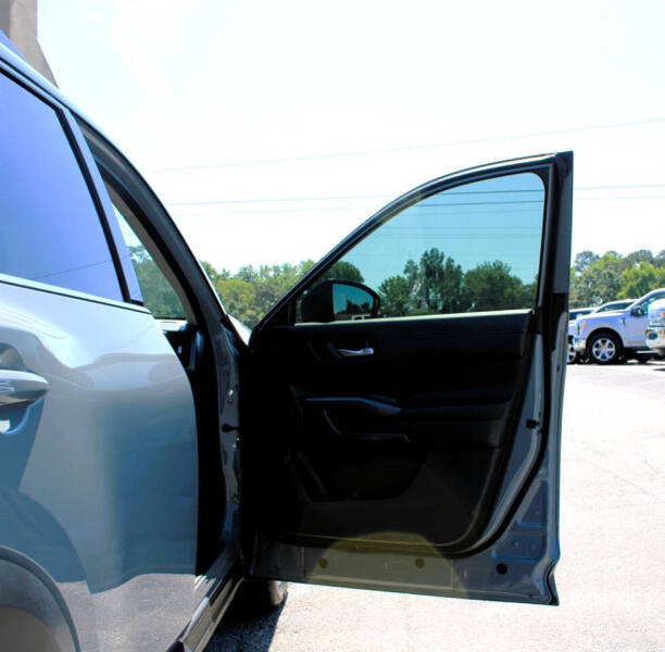 2024 Nissan Pathfinder SL