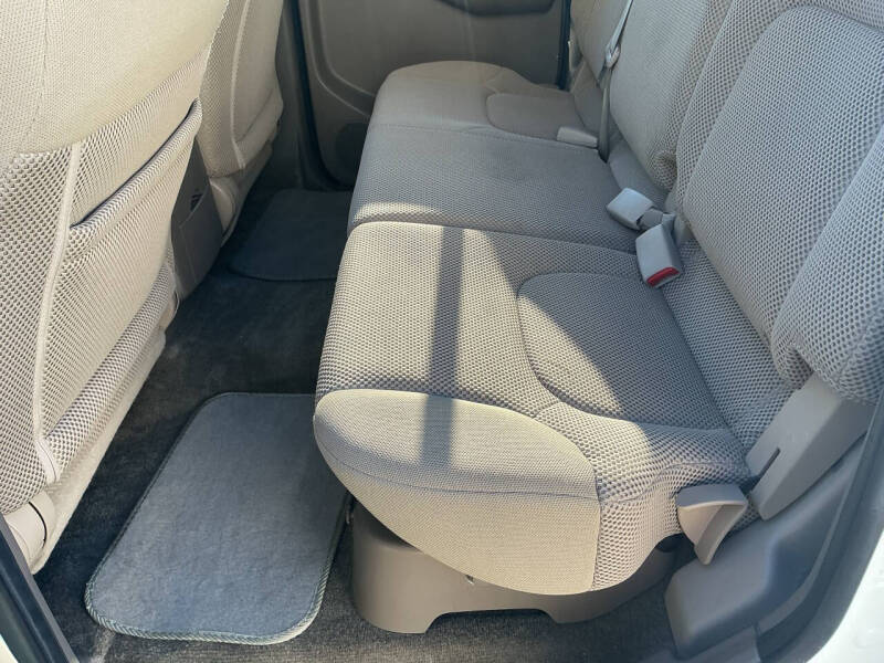 2017 Nissan Frontier SV