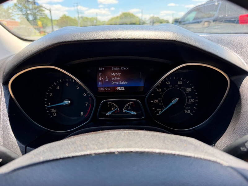 2015 Ford Focus SE
