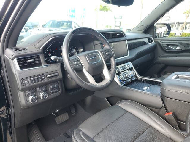 2023 GMC Yukon Denali