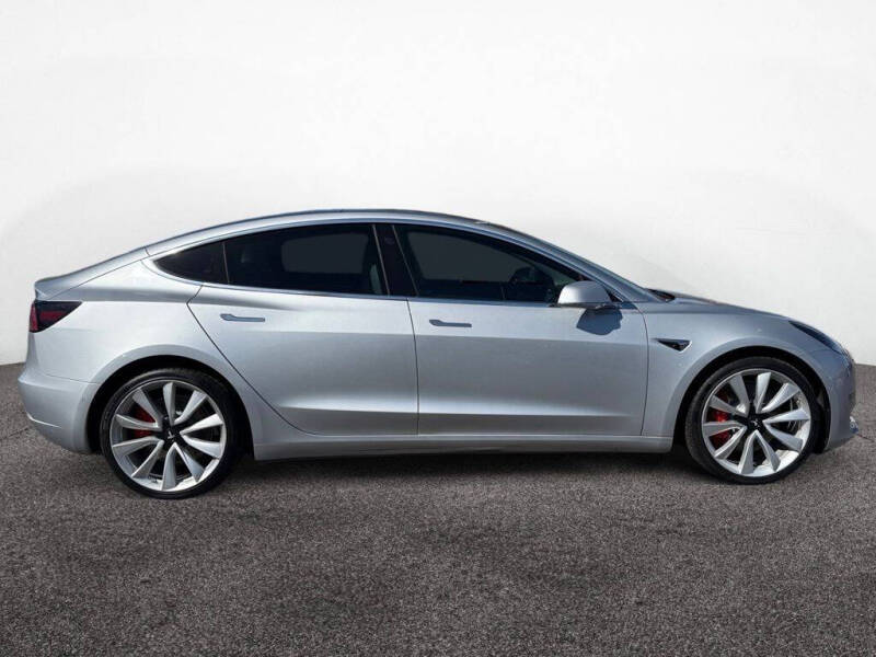 2018 Tesla Model 3 Long Range