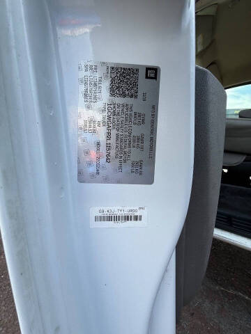 2020 Chevrolet Express 2500