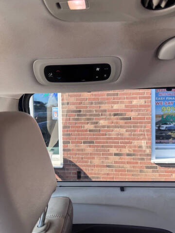 2017 Chrysler Pacifica Touring-L