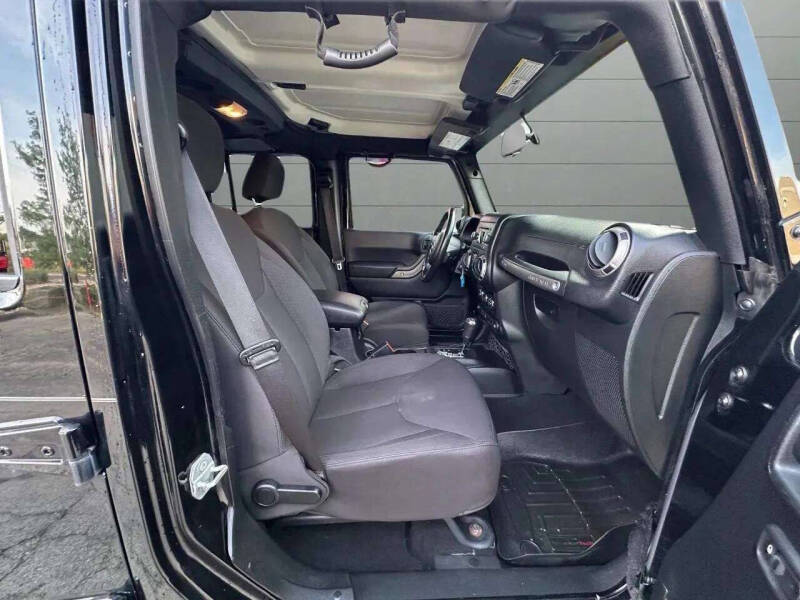 2015 Jeep Wrangler Unlimited Sport