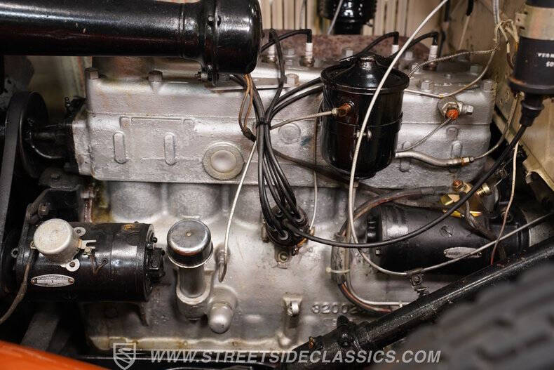 1932 Chrysler Cirrus
