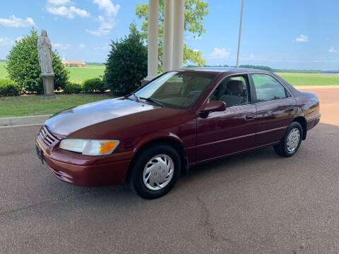 1998 Toyota Camry for sale at The Auto Toy Store in Robinsonville MS
