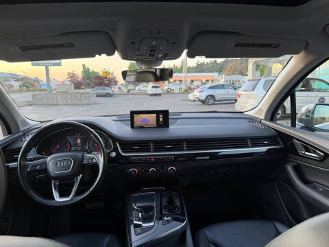 2017 Audi Q7 3.0T quattro Premium Plus