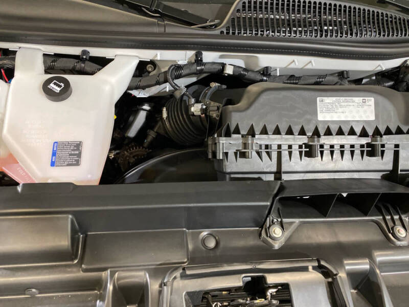 2025 Chevrolet Express 2500