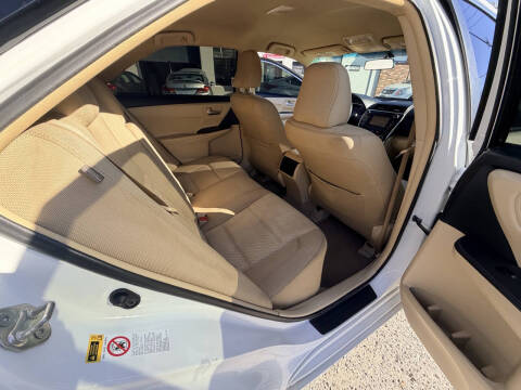 2017 Toyota Camry LE