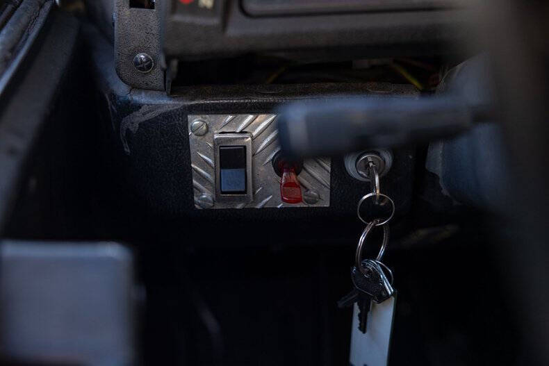 1983 Land Rover Santana