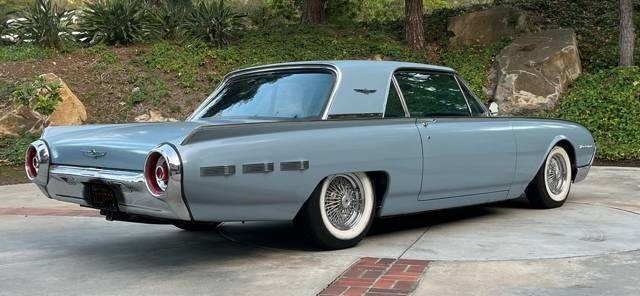 1962 Ford Thunderbird