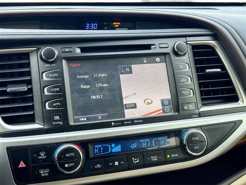 2017 Toyota Highlander Limited Platinum