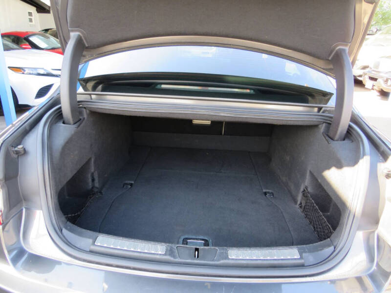 2017 Lincoln Continental Select