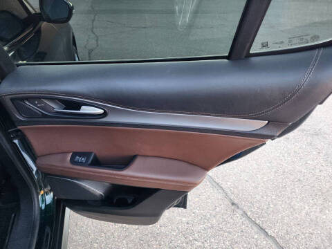 2019 Alfa Romeo Stelvio Ti Sport