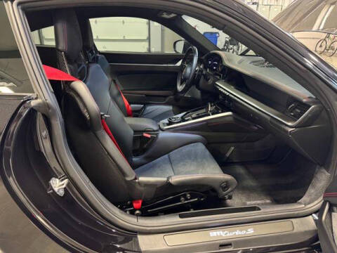 2022 Porsche 911 Turbo S