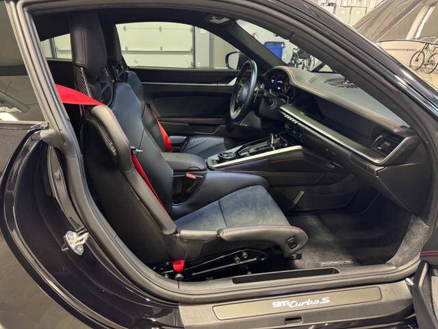 2022 Porsche 911 Turbo S