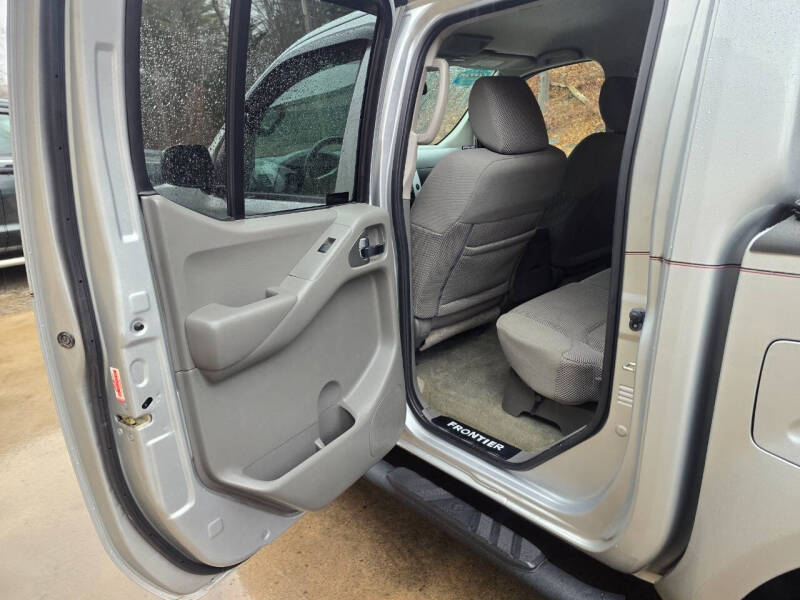 2017 Nissan Frontier SV