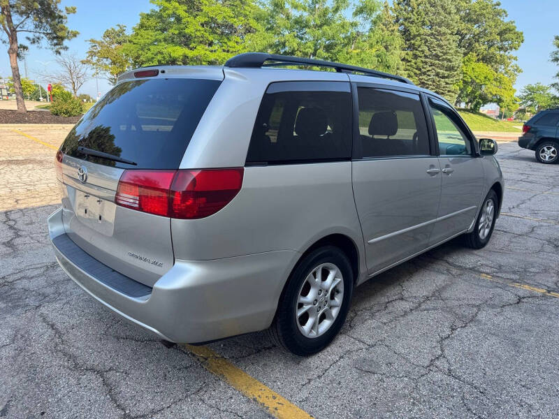 2004 Toyota Sienna XLE 7 Passenger