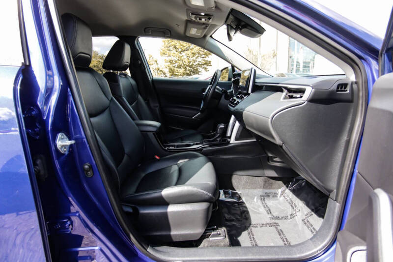 2023 Toyota Corolla Cross XLE