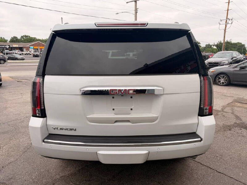 2017 GMC Yukon Denali
