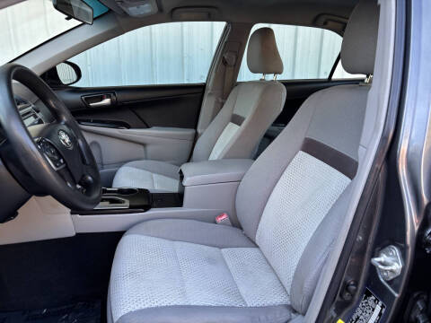 2013 Toyota Camry LE