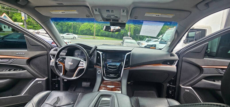 2020 Cadillac Escalade Luxury