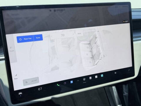 2023 Tesla Model S Plaid