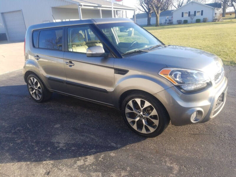 2012 Kia Soul for sale at CALDERONE CAR & TRUCK in Whiteland IN