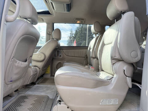 2008 Toyota Sienna XLE Limited