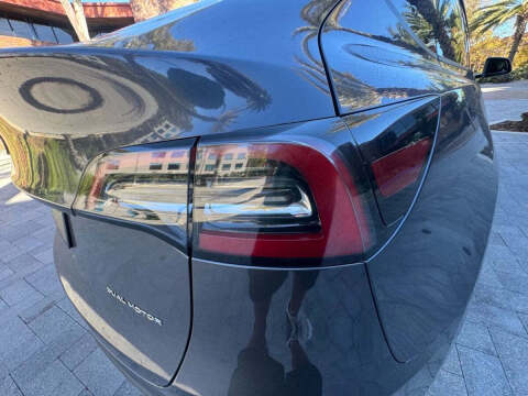2024 Tesla Model Y Performance