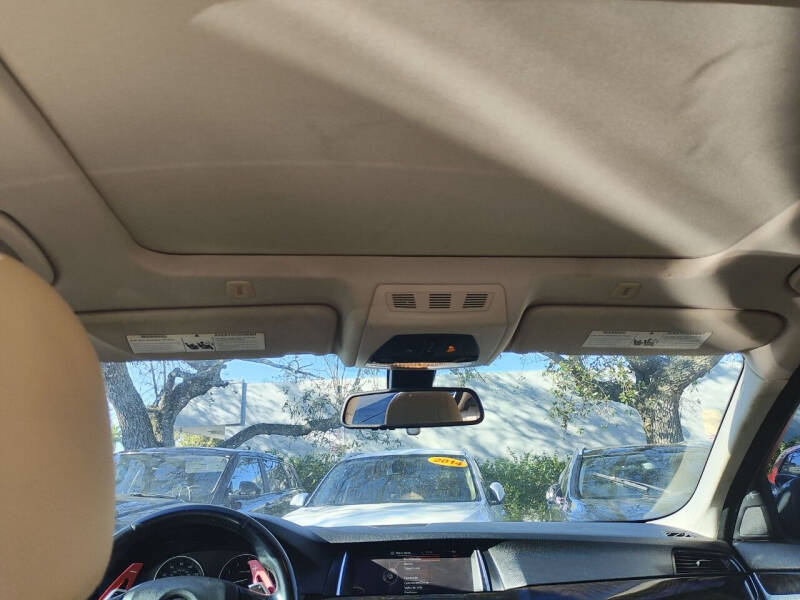 2016 BMW 5 Series 528i