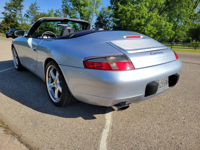 2000 Porsche 911 Carrera