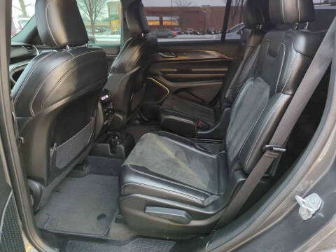 2021 Jeep Grand Cherokee L Laredo