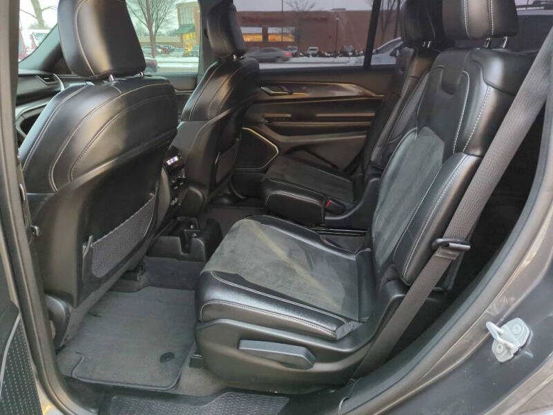 2021 Jeep Grand Cherokee L Laredo