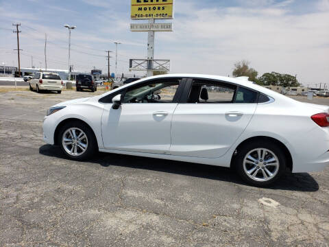 2018 Chevrolet Cruze for sale at ELITE MOTORS in Victorville CA