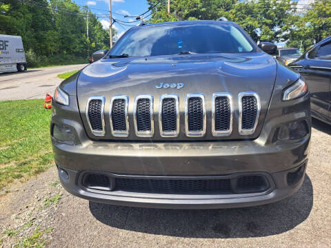 2015 Jeep Cherokee for sale at Newport Auto Group in Boardman OH