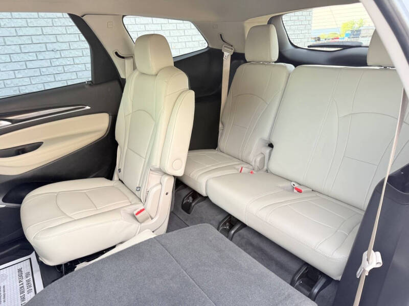 2020 Buick Enclave Essence