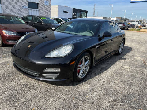 2011 Porsche Panamera for sale at AUTOSAVIN in Villa Park IL