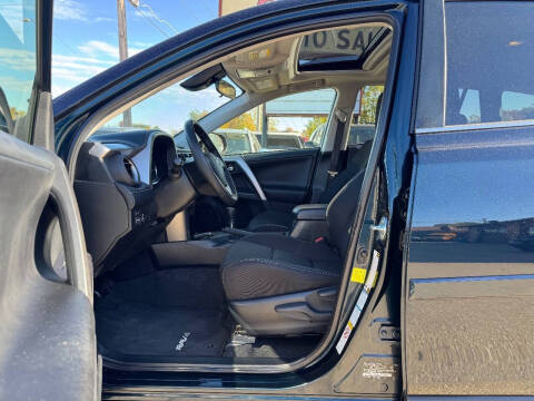 2017 Toyota RAV4 Hybrid XLE