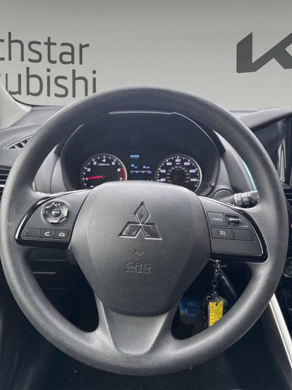 2022 Mitsubishi Eclipse Cross ES