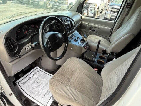 2002 Ford E-Series E-450 SD
