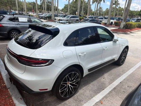 2022 Porsche Macan